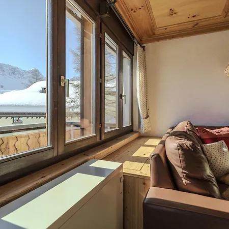 Marmotta 2 By Vacations, Privates Familienhaus Direkt An Der Skipiste * Αρόζα