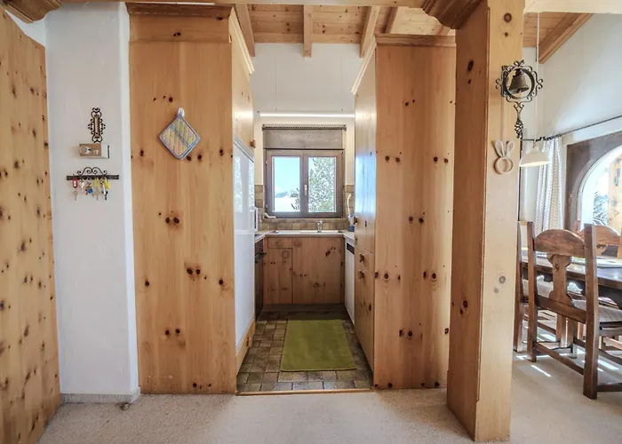 Marmotta 2 By Vacations, Privates Familienhaus Direkt An Der Skipiste Шале Ароза